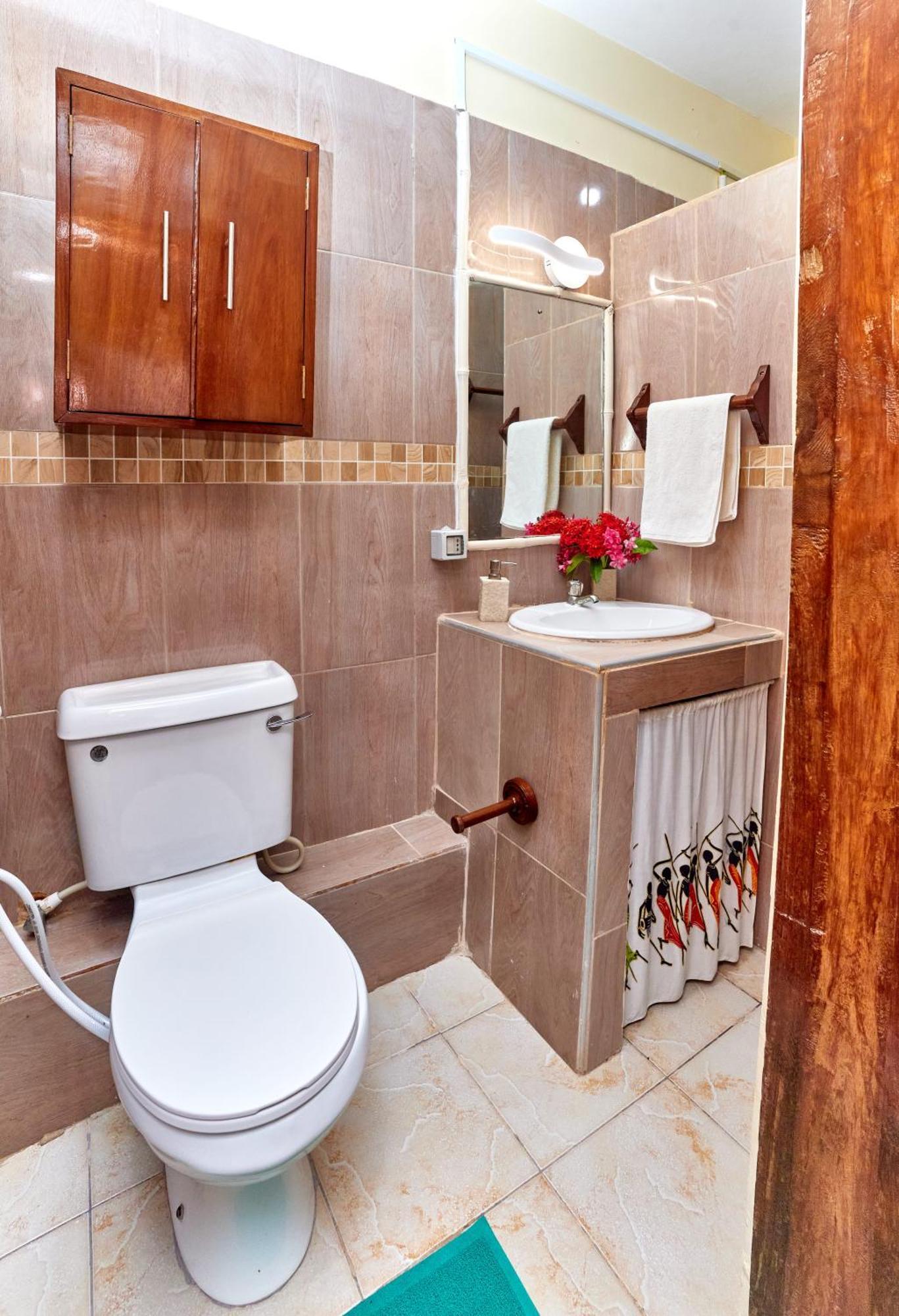 Diani Beach Gold Apartments エクステリア 写真