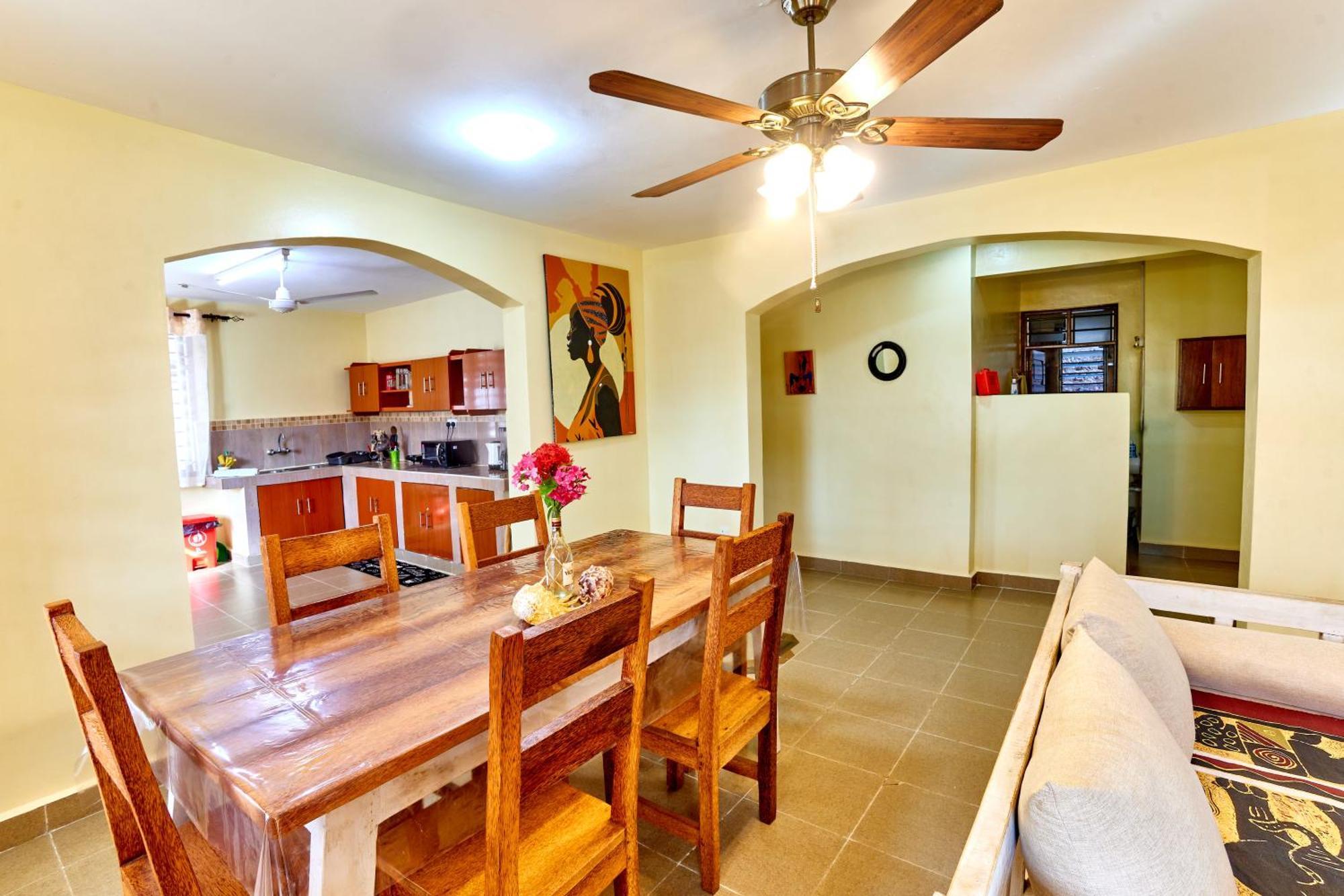 Diani Beach Gold Apartments エクステリア 写真