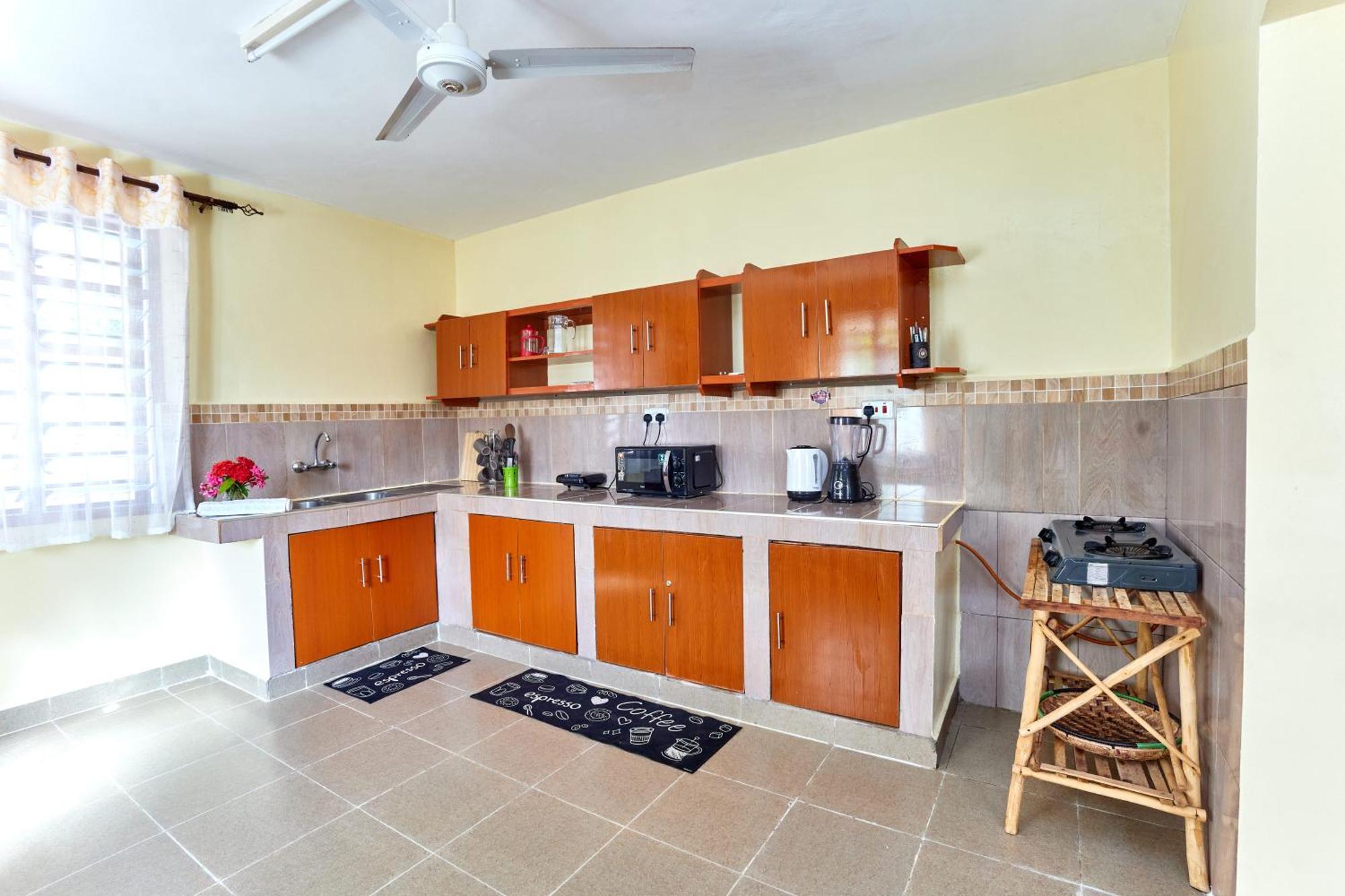 Diani Beach Gold Apartments エクステリア 写真
